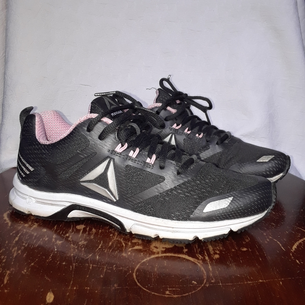 Reebok Women's Ahary Runner BS8391 Running Shoes